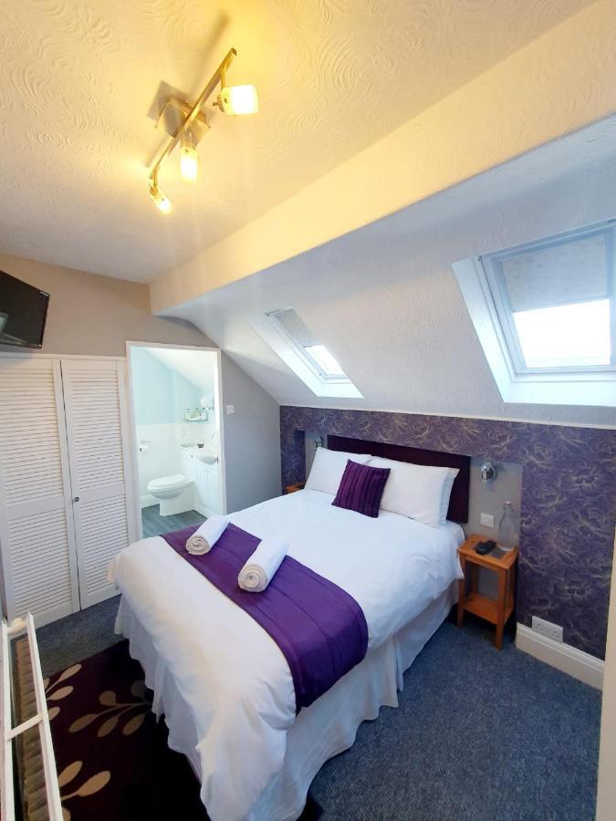 Cleave Court Guest House Llandudno Exterior photo