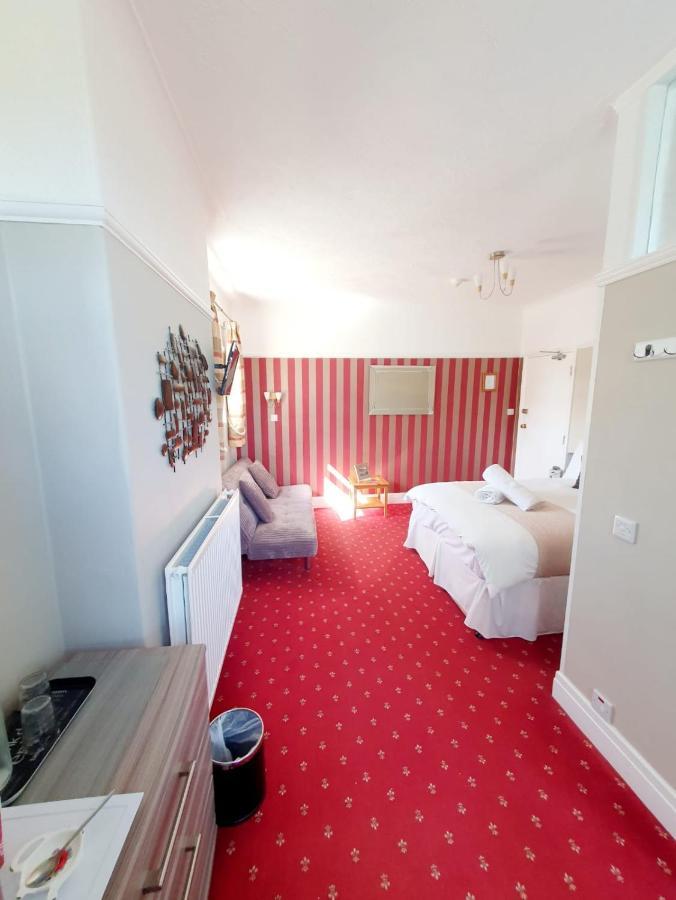 Cleave Court Guest House Llandudno Exterior photo
